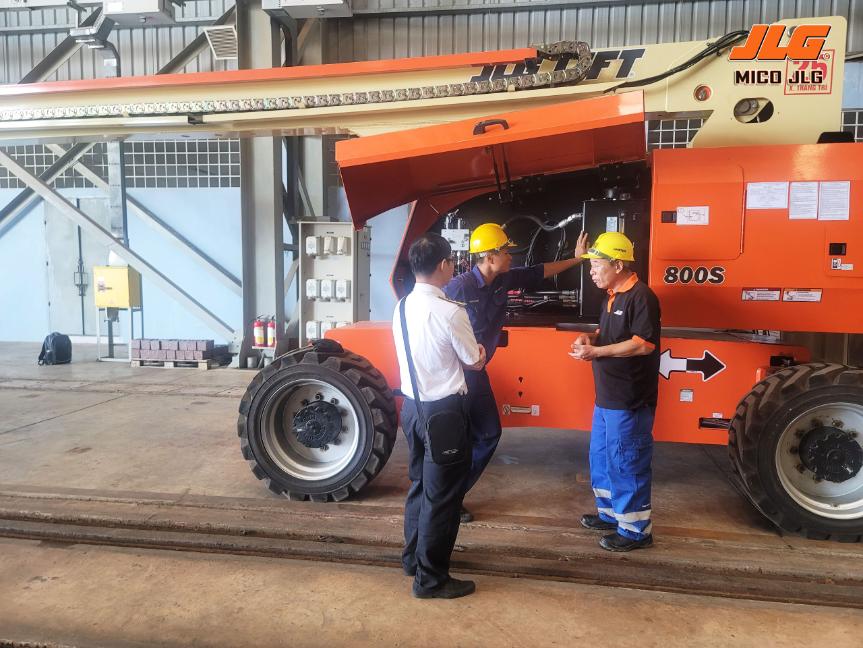 Bảo trì bảo dưỡng định kỳ xe nâng người JLG