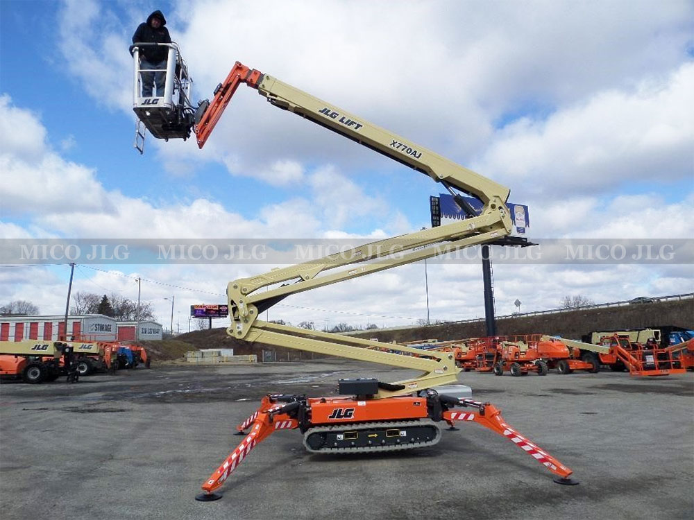 Xe nâng người chân nhện JLG X770AJ