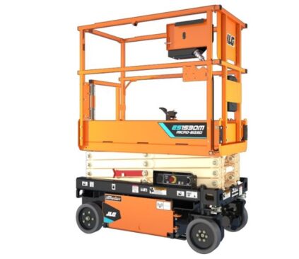 JLG Ra Mắt Dòng Xe Nâng Cắt Kéo Siêu Nhỏ Mới